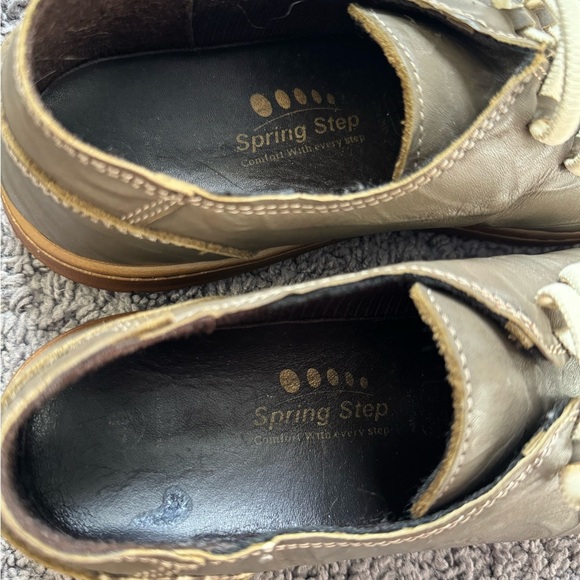 SPRING STEP Women’s Casual Comfy Tan/Gray Shoes | Size 40 - Picture 3 of 5